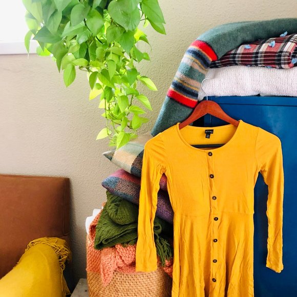 Spring Ribbed Long Sleeve Tunic - Picture 2 of 3